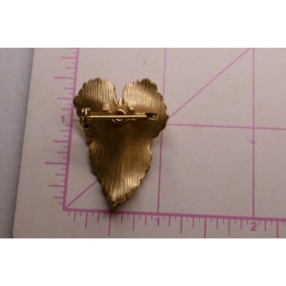 Gorgeous Vintage Leaf Brooch With Pearl & Rhinestones - Picture 7 of 8